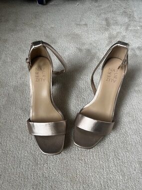 6.5 Naturalizer Rose Gold Ankle Strap Heels